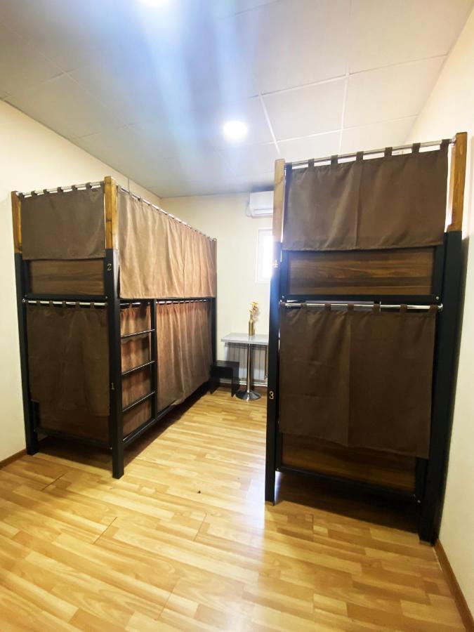 Dom Hostel & Tours Yerevan Exterior photo