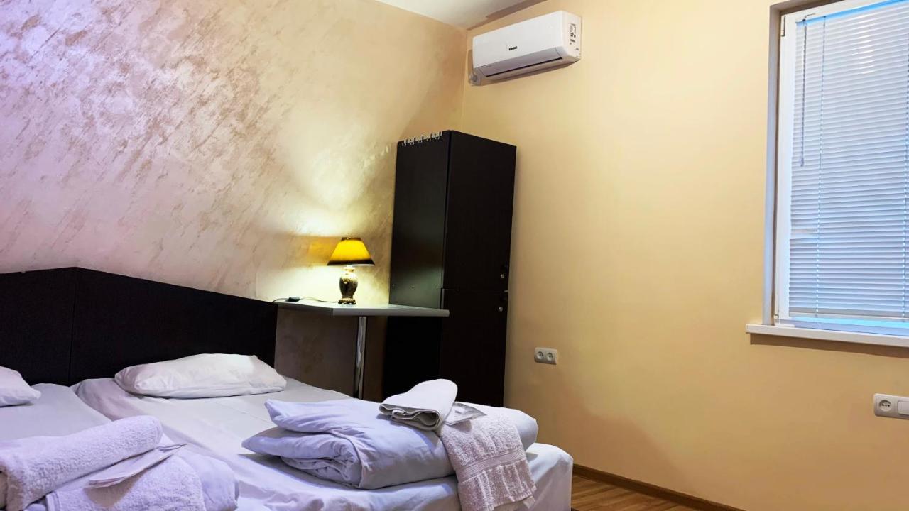 Dom Hostel & Tours Yerevan Exterior photo