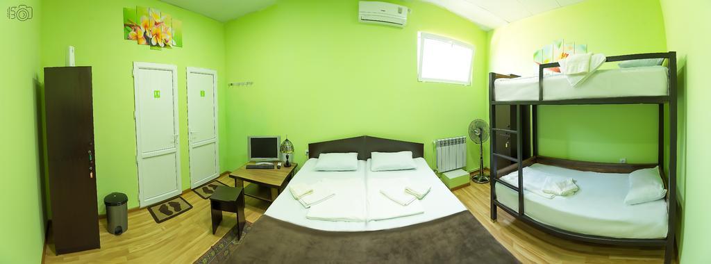 Dom Hostel & Tours Yerevan Exterior photo